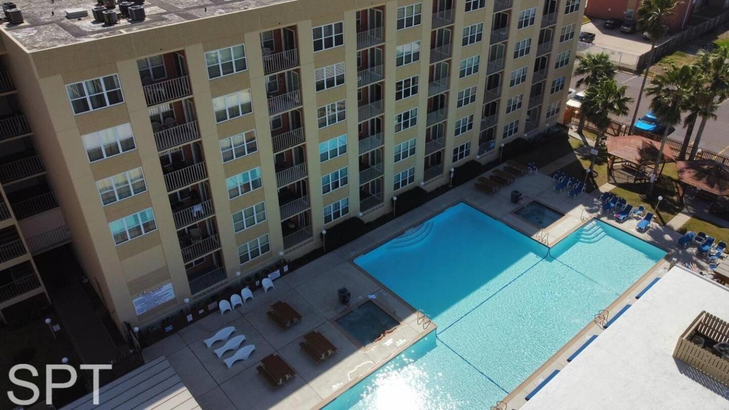Beach Access Condo With Pool, Hot Tub Area & Bbq - Gulfview I - Unit 213 South Padre Island Exterior photo