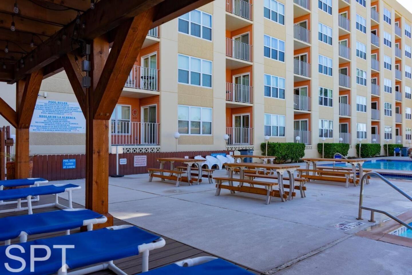 Beach Access Condo With Pool, Hot Tub Area & Bbq - Gulfview I - Unit 213 South Padre Island Exterior photo